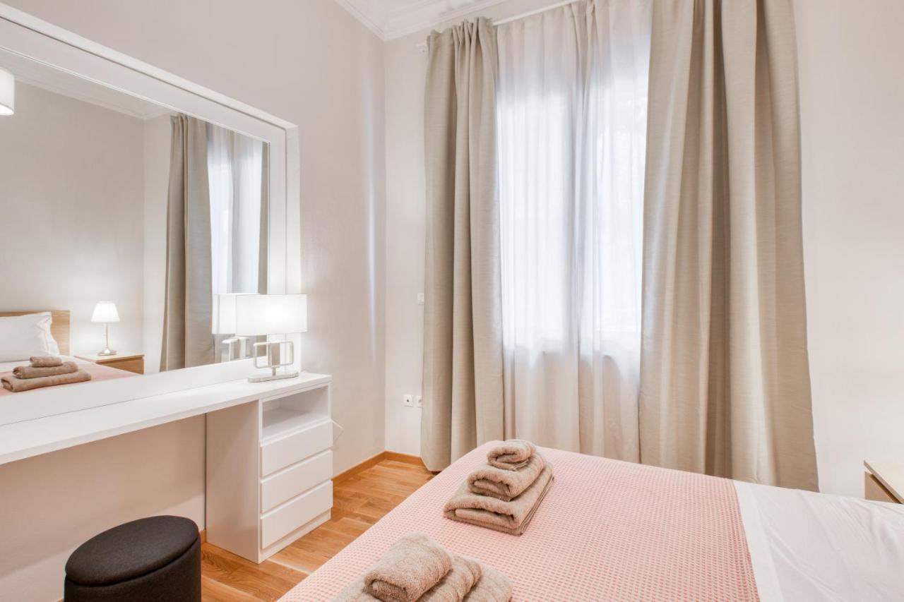 Modern 2-Bedroom Apt, 200M From The Acropolis 雅典 外观 照片
